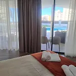 Algarpapa 4*
