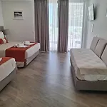 Algarpapa 4*