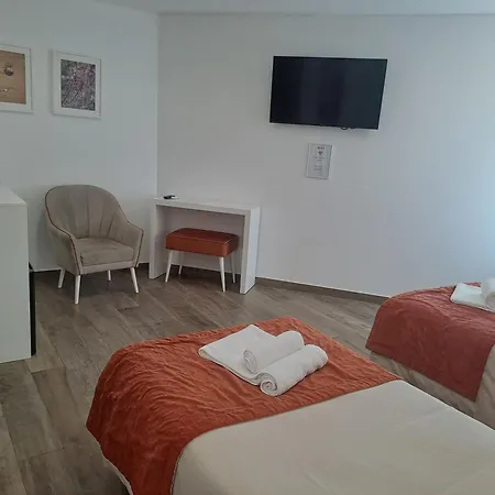 Algarpapa Guest house *
